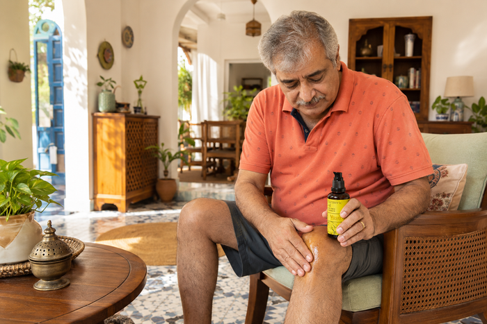 knee pain remedy, haldi, turmeric, haldi oil, turmeric oil, anti inflammatory oil, knee pain oil